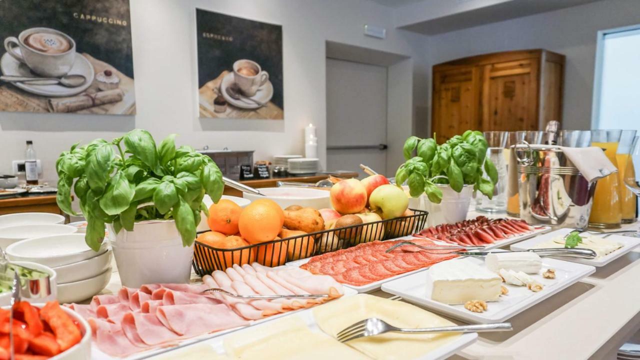 Hotel Villa Laurus Merano Kültér fotó